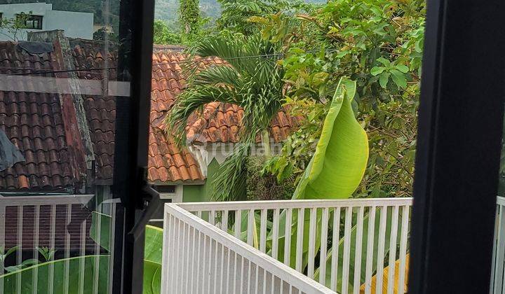 Rumah Hook 2 Lantai View Gunung Pancar Baru Selesai Bangun Taman Tampak Siring Sentul City Bogor  1