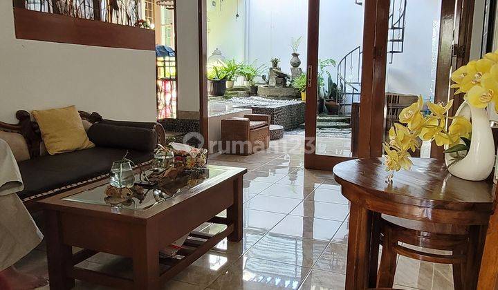 Rumah Bagus Semi Furnished SHM Taman Tampak Siring Sentul City Bogor