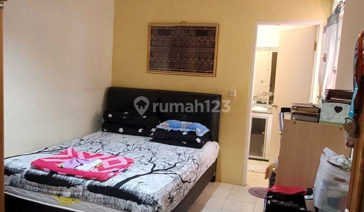 Rumah Bagus Semi Furnished SHM Taman Tampak Siring Sentul City Bogor