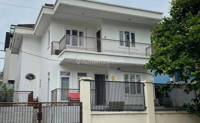 Rumah 2 Lantai Bagus Dekat Pintu Tol dan Apoong  HGB Klaster Country Wood Sentul City Bogor 1