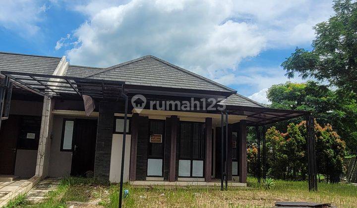 Rumah Hook Halaman Luas Harga Murah Klaster The Breeze Sentul City Bogor 2