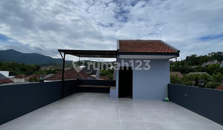 Rumah 2 Lantai View Gunung Pancar Siap Huni dengan Kolam Renang Klaster Taman Besakih Sentul City Bogor 2