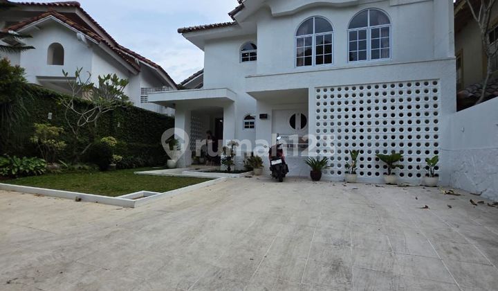 Fully Furnished House With Karaoke Room In High Demand For Rent In Mediterranean Cluster, Sentul City Bogor Fully Furnished House With Karaoke Room In High Demand For Rent In Mediterranean Cluster, Sentul City Bogor