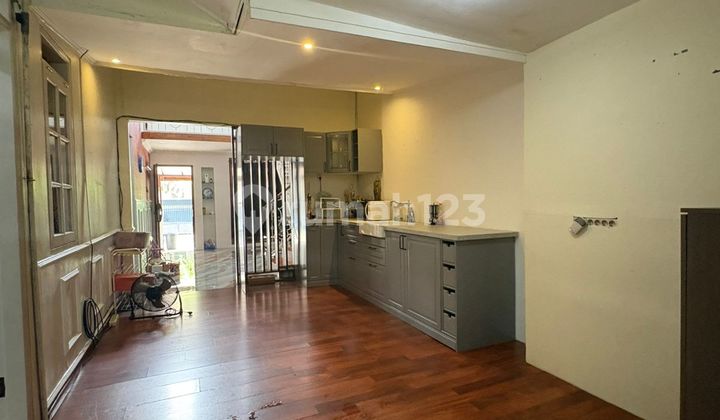 Rumah Siap Huni di Kawasan Wisata Taman Budaya Klaster Taman Venesia Sentul City Bogor 2