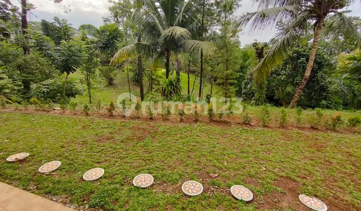 Hook Cul-de-sac House With Spacious Yard in Bukir Golf Cluster, Green Sentul City, Bogor 2