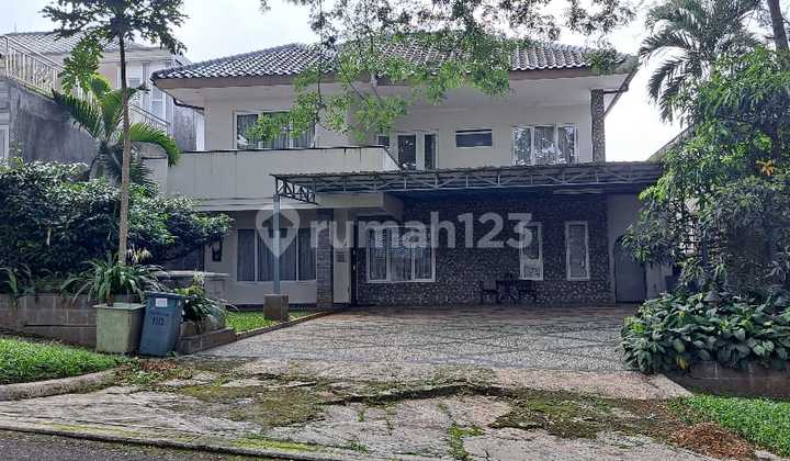 Rumah Bagus dengan Kolam Renang di Jalan Utama Klaster Bukit Golf Hijau Sentul City Bogor 1