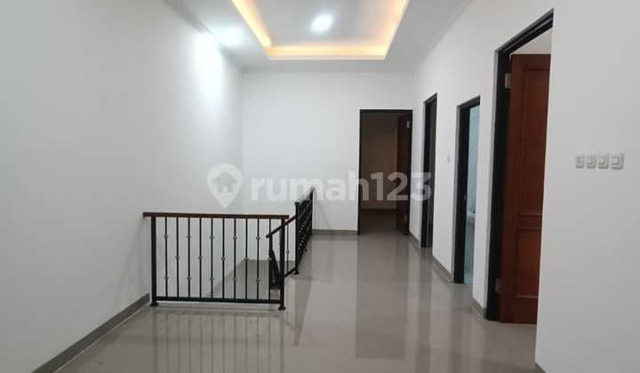 2-Story House Ready for Cluster Front Near Highway Market School etc. Taman Victoria Cluster Sentul City 2