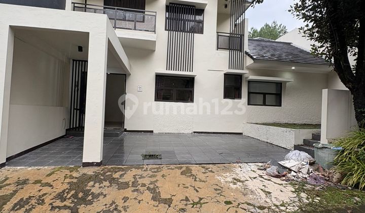 House Near the Front Toll Gate Close to Apoong Cluster, Taman Equator, Sentul City, Bogor