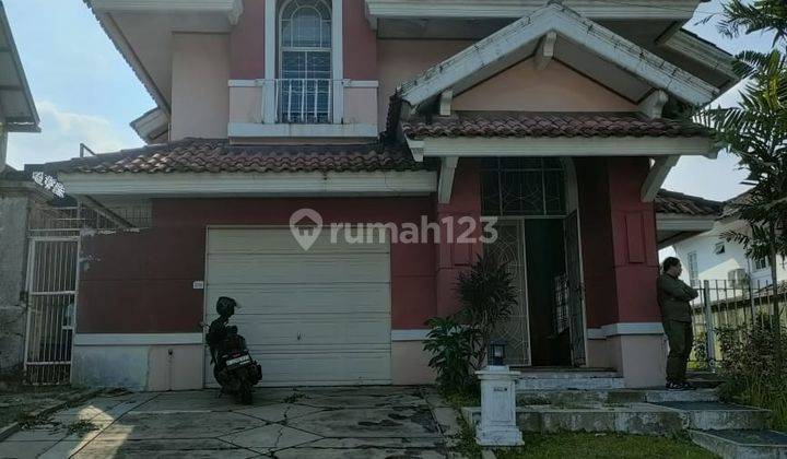 Rumah Dengan Halaman Luas Dekat Pintu Tol Di Klaster Mediterania Golf Hill Sentul City Bogor  1