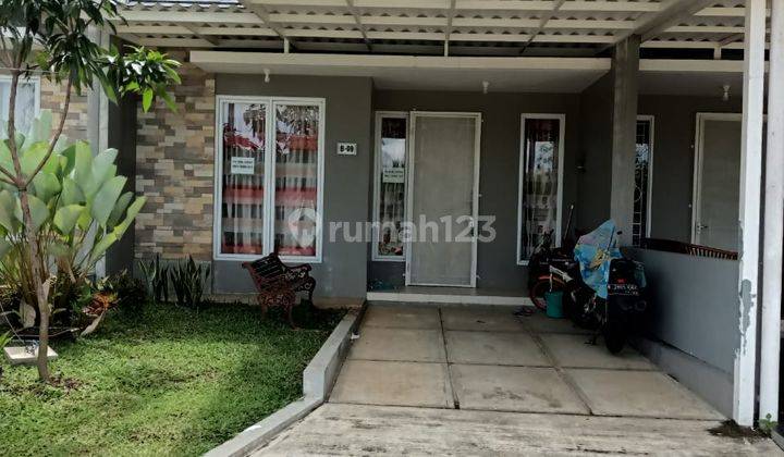 Rumah Minimalis Depan Terbuka Karena Area Hijau Di Klaster Alaya Sentul City Bogor  1