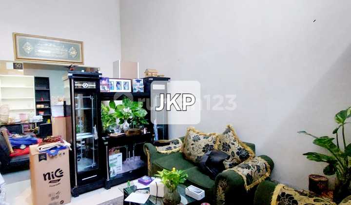 RUMAH SECOND JUAL MURAH SIAP HUNI DI RAFFLES HILLS CIBUBUR DEPOK 2