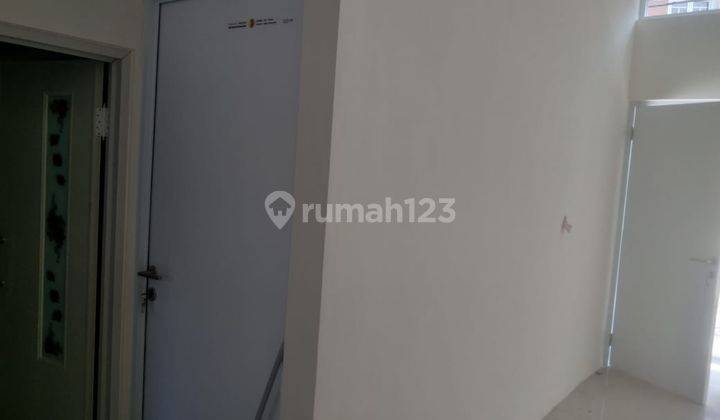 Rumah 2 Lantai Lengkap Fasilitas di Depok Dekat Gdc 5