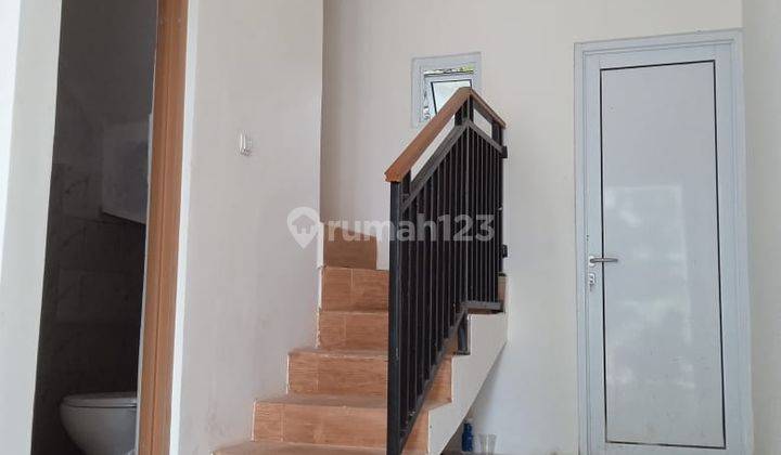 Rumah 2 Lantai Lengkap Fasilitas di Depok Dekat Gdc 7