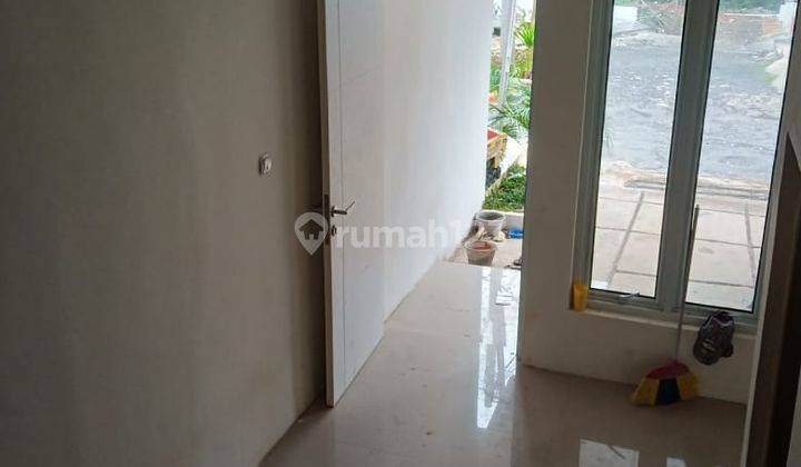 Rumah 2 Lantai Lengkap Fasilitas di Depok Dekat Gdc 12