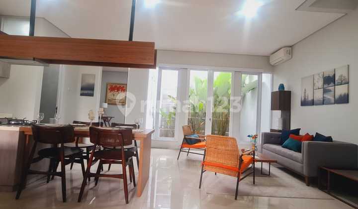 Rumah 2 Lantai Tanah Luas Lengkap Fasilitas di Jakarta 24