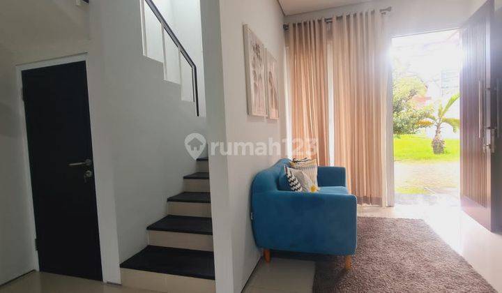 Rumah 2 Lantai Lengkap Fasilitas Full Bata Merah 16
