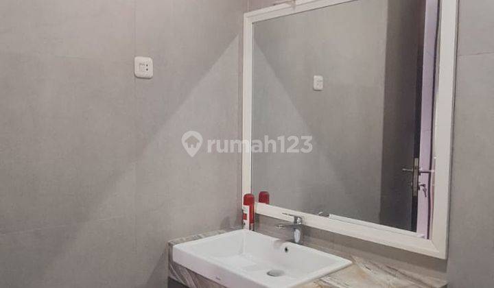 Rumah 2 Lantai Lengkap Fasilitas Full Bata Merah 35