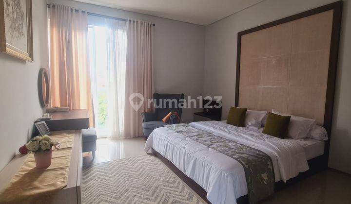 Rumah 2 Lantai Lengkap Fasilitas Full Bata Merah 42