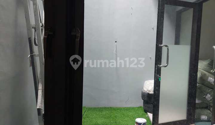 Modern 2-Story House Unfurnished Area Jl. Laksda Adisucipto Yogyakarta 2