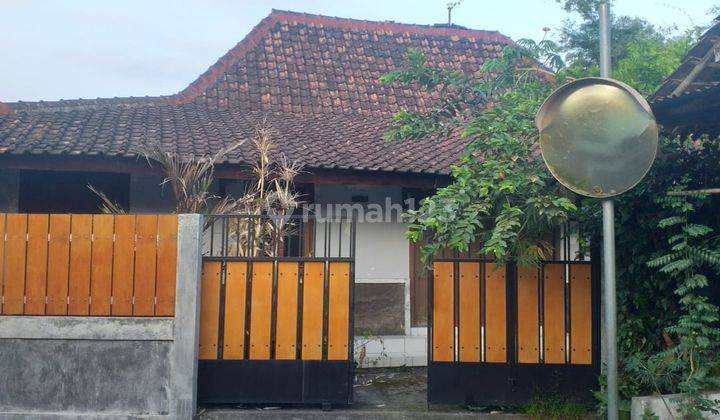 Rumah 1 Lantai Unfurnished SHM Jl. Plumbon Raya Sleman 1