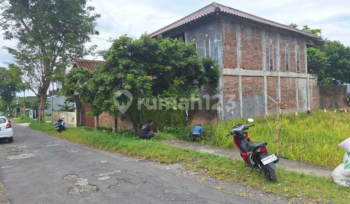 Tanah Bonus Bangunan Siap Huni Area Denggung Tridadi Sleman