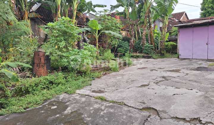 Freehold Land Near Campus and Tourism Area Kotagede Yogyakarta
