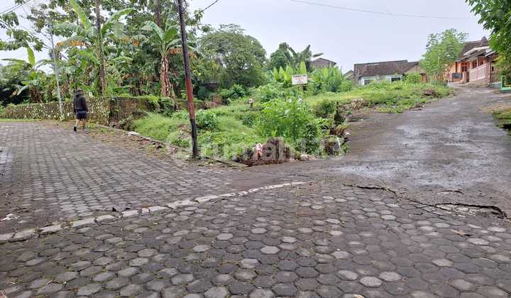 Land with SHM Certificate, Yard Area on Jl. Balong Degolan, Ngaglik, Sleman
