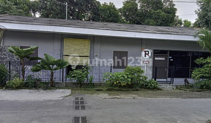Rumah Bagus Unfurnished SHM Area Tamansiswa Yogyakarta