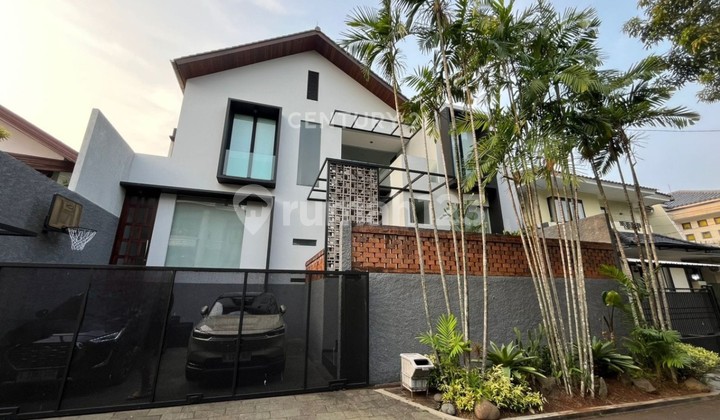 Asri House in Good Condition in South Jakarta Gb17566
