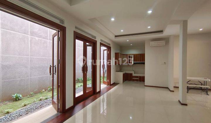  Rumah Unfurnished Modern  Baru SHM - Sertifikat Hak Milik di Discovery Bintaro Jaya, Sektor 9-Bintaro 2