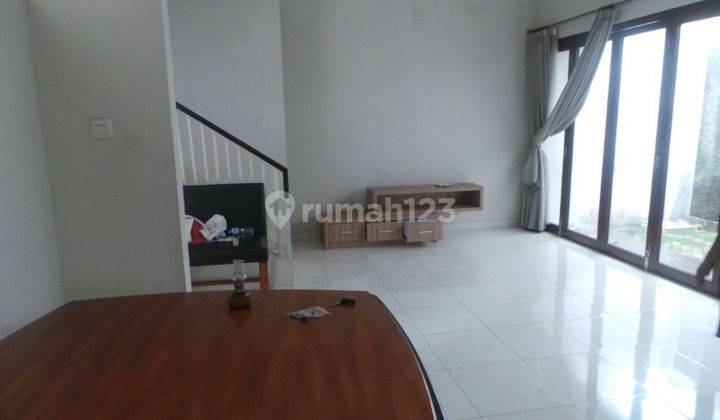  Rumah Unfurnished Bagus SHM - Sertifikat Hak Milik di Discovery Sektor 9-Bintaro 2