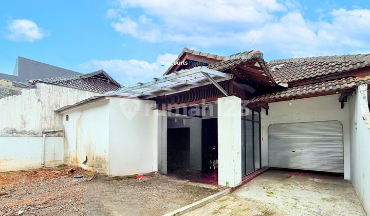 Classic Minimalist House in Cipete Classic Minimalist House in Cipete