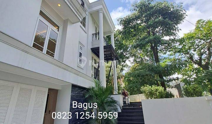 Rumah Modern Mewah di Kawasan Elite Kebayoran Baru