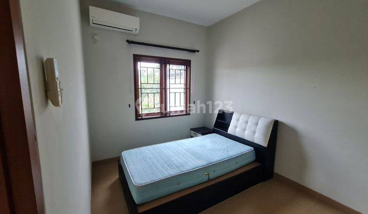Rumah Modern Cluster di Kebagusan 6