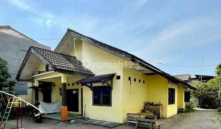 Rumah Lama Hitung Tanah di Permata Hijau 1