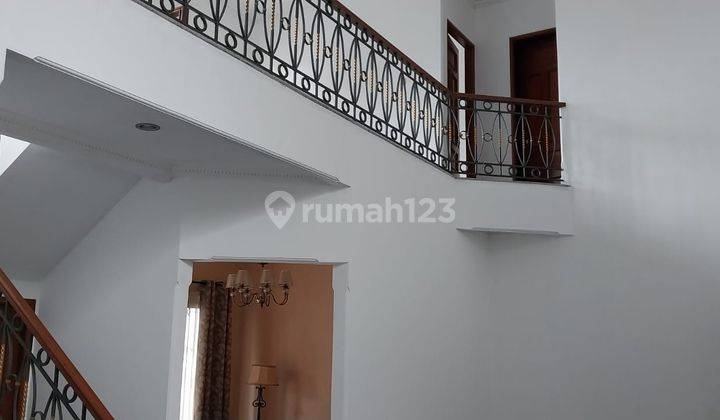 Rumah Mediteranian Keren di Pasar Minggu 2