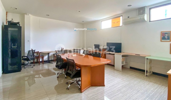 Mini building di area strategis kebayoran baru