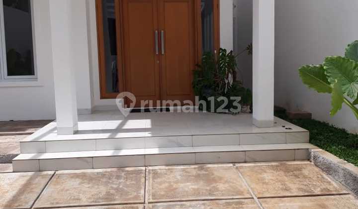 Luxury Modern Minimalist House in Kebayoran Baru