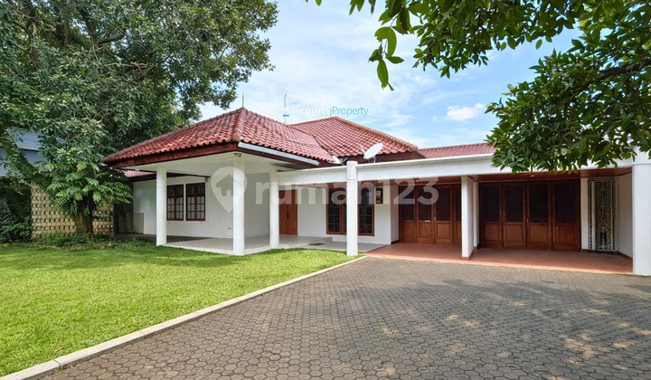 Rumah Mewah Dekat MRT di Cipete