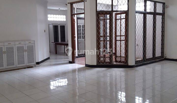 Rumah Bisa Kantor di Kebayoran Baru 1