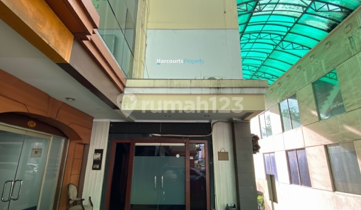 Ruko keren di Arteri Pondok Indah Ruko keren di Arteri Pondok Indah