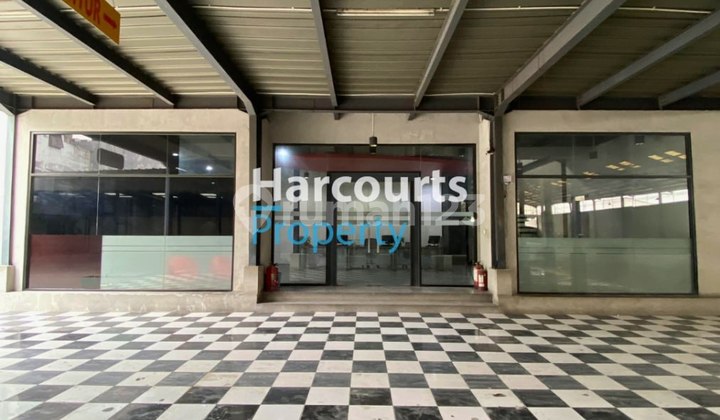 Former workshop building in Permata Hijau Former workshop building in Permata Hijau