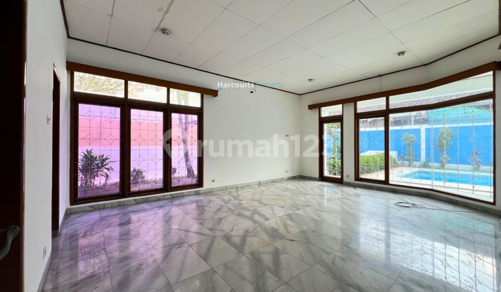 Contemporary classic house in Cipete 2