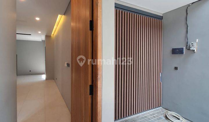 Rumah Baru Minimalis Modern Glass di Pondok Indah 2