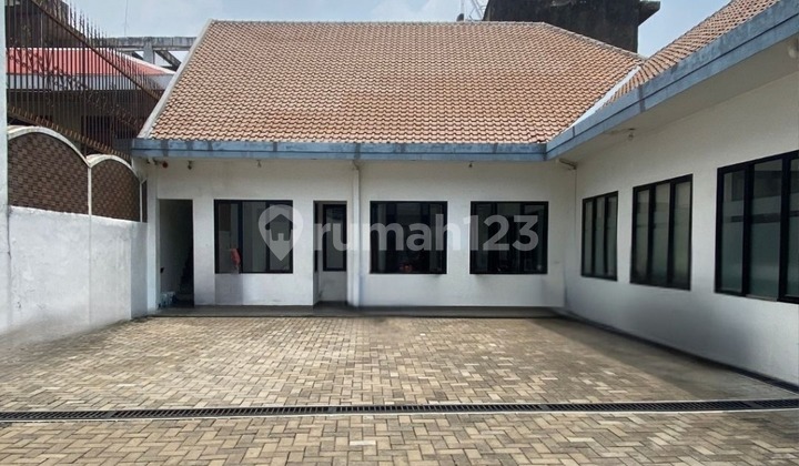Rumah kantor luas area harmoni dan tomang 2