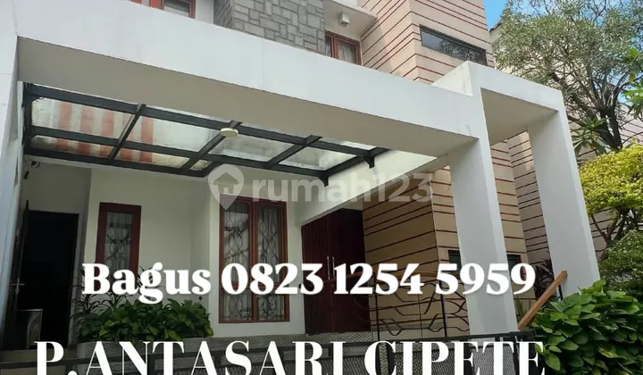 Rumah modern townhouse di cipete