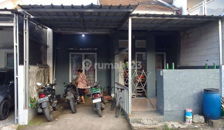 Rumah Komplek Dekat Mal di Depok 2