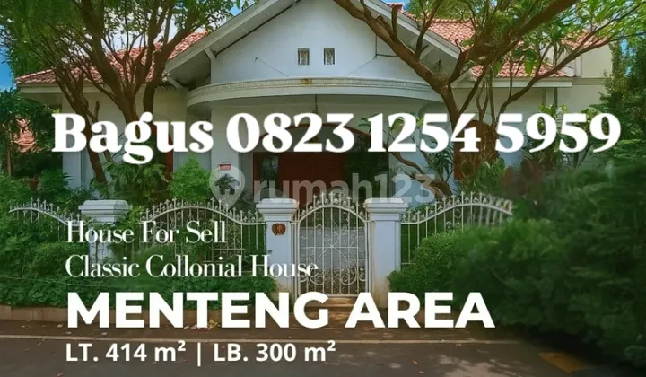 Classic colonial design house in Menteng