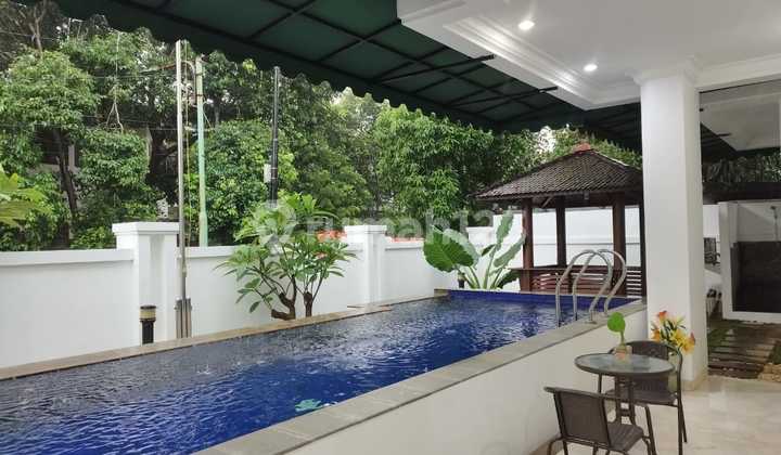 Rumah mewah area elite di kuningan 1