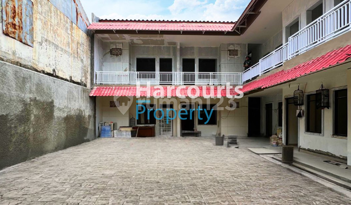 Luxurious boarding house in Lebak Bulus Luxurious boarding house in Lebak Bulus